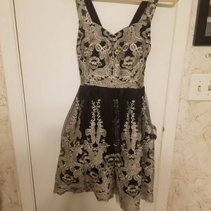 Aniina dress size M,